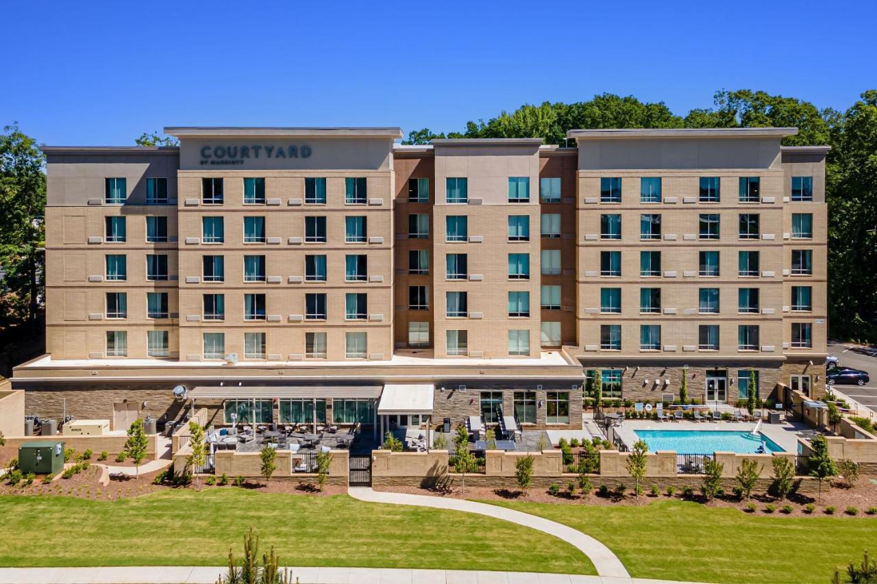 Courtyard By Marriott Raleigh Cary Crossroads Hotel Exterior photo